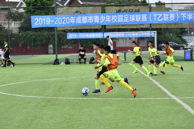 外线开火！中国男篮三分24投11中 命中率45.8%